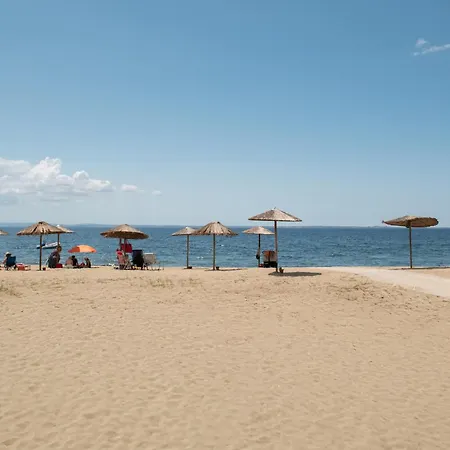 Apartment Lovely Seafront