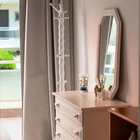 Lovely Seafront Kalyves Polygyrou