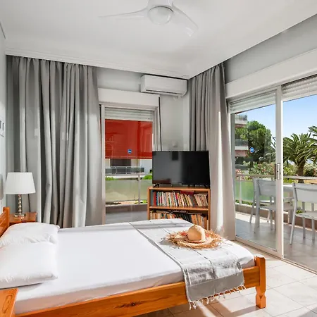 Lovely Seafront * Kalyves Polygyrou